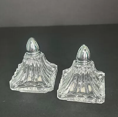 I W Rice & Co Inc Set Of 2 Small Salt & Pepper Shakers • $17