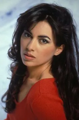 526004 SUSANNA HOFFS 80s 90s Retro Vintage Photo 16x12 WALL PRINT POSTER • $13.95