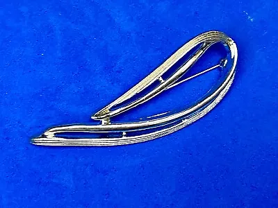 Vintage Sarah Coventry Signed Tone Swoosh Art Decco Brooch Pin • $6.95