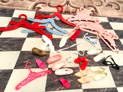 $10 • Buy Barbie Suzy Goose Hangers For Wardrobe Shoes, Heels, Sunglasses Francie 1960s