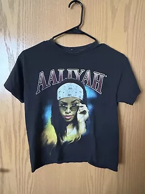 Aaliyah Crop Black T-shirt Adult Small  100% Cotton • $20