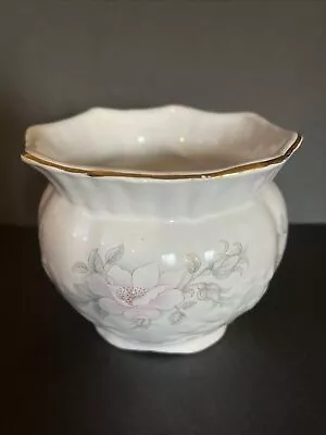£17 • Buy Maryleigh Pottery Floral Planter