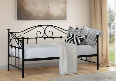 Modern Metal Daybed Frame Sofa Bed W/ Heavy-duty Sprung Slats Support W Mattress • £252.32