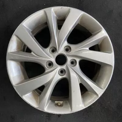 17” Hyundai VELOSTER OEM Wheel 2016 Factory Original Rim 529102V500 70891B • $132.97