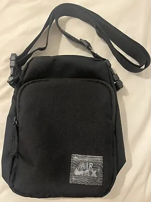 Nike BA5809010 Men's Crossbody Bag - Black • £6