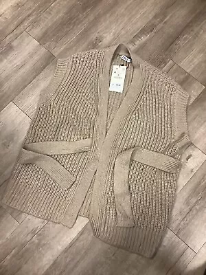 Zara Knit Sweater Vest/medium/cross Over /cardigan  • $5