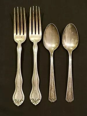 Antique 1835 R Wallace Silverplate Dinner Forks (2) With Shelton S.P. Spoons (2) • $14.99