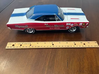 1/18 Scale 1969 Plymouth Sox & Martin Roadrunner Super Stock Die Cast Muscle Car • $65