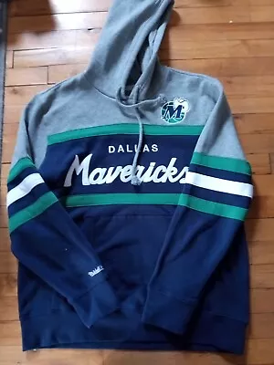 Dallas Mavericks Hooded Sweatshirt MitcheIl & Ness Hardwood Classic Stitched • $49