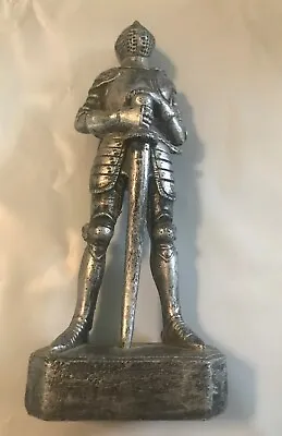 Vintage Medieval Knight In Armor W/Sword  7.75” Hard Plastic Mantle Shelf Figure • $9.99