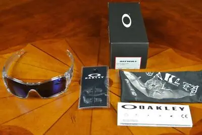 AUTHENTIC Oakley BATWOLF Sunglasses Polished Clear Ice Iridium ICONS OO9101-07 • $249.99