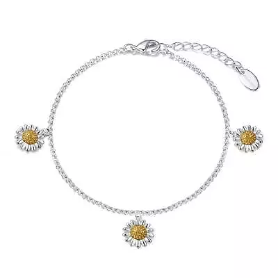 Daisy Bracelet By Philip Jones • £9.99