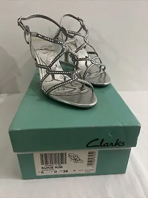 Clarks Silver Satin Ankle Straps Heels Wedding / Party Sandals UK 5 D / EUR 38 • £20