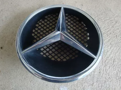 Mercedes W209 03-09 Clk350 Clk500 Front Grille Star Housing Chrome Emblem Oem • $49.99