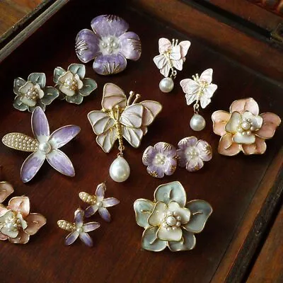 Retro Butterfly Flower Pearl Brooch Antique Engraved Vintage Pins Jewelry • $6.29