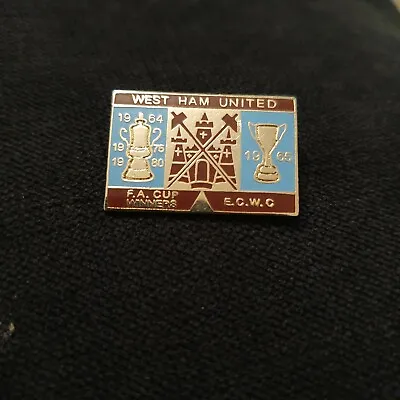 £4.75 • Buy West Ham Badge