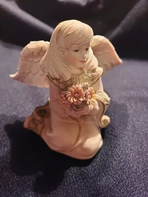 2004 SARAH'S Birthstone ANGEL FIGURINE  June  Figurine  • $8.99