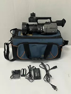 Sony Professional DSR-PD170 3 CCD MiniDV Camcorder With 12x Optical Zoom • $254