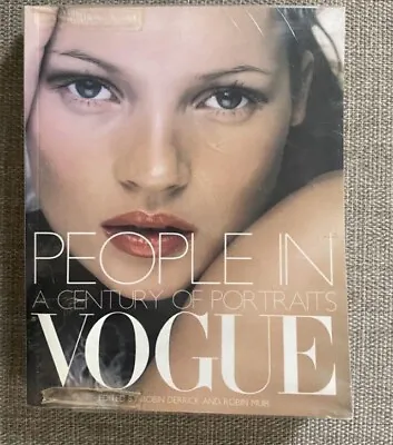 Kate Moss CoverPhoto Book People In Vogue 2005 • $99.99