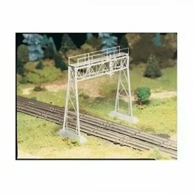 Bachmann #45623  O  Scale Plasticville Signal Bridge New In Original Box • $19.99