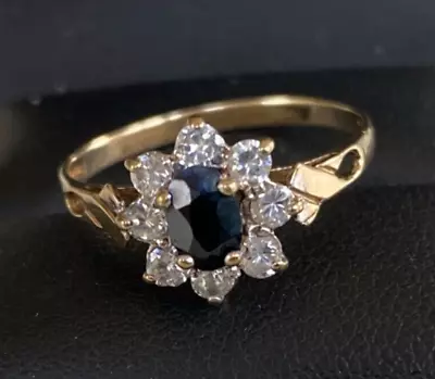 9CT 375 Yellow Gold Sapphire CZ Cluster Ring Size  R  • £99
