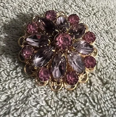Vintage 1960s Lavender & Pink Rhinestone Well-made Brooch Pin 1.5” Dia • $8.40