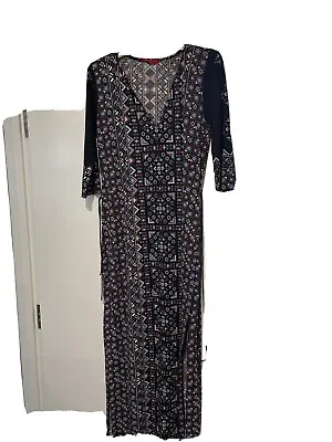 Tigerlily Dress Size 10 • $28.50