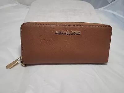 Michael Kors Jet Set Travel Continental Wallet - Brown Zip Around • $25.99