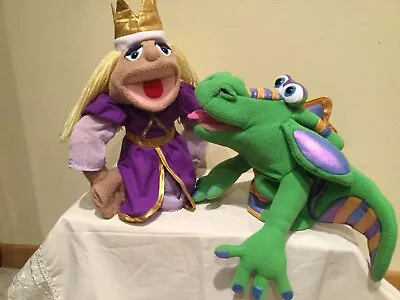 Melissa & Doug Queen & Smoulder Dragon Puppet Moveable Mouth No Rod Euc (b) • $32.99