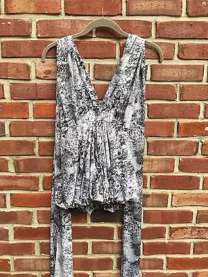 VON VONNI Marble Gray Print Gold Transformer Sexy Wrap Top XS S • $45