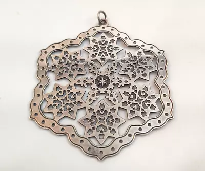 Metropolitan Museum Of Art 2003 Snowflake Ornament - Silverplate • $32