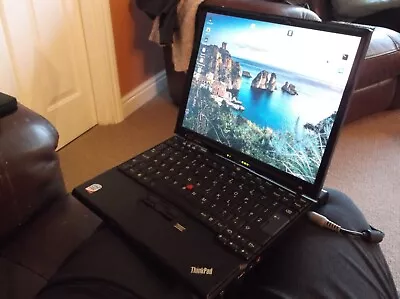 Thinkpad X61S Laptop 1.6 GHz Dual Core 2GB RAM 160GB HDD - Linux Mint!! • £115