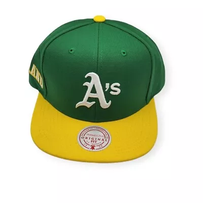 Mitchell & Ness Oakland Athletics Evergreen Coop 2 Tone Adjustable Snapback Hat • $38.99