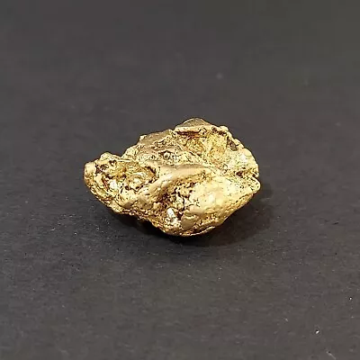 Natural Gold Nugget. Weight Is 14.8 Grams! Size Is 3/4  X 3/8  X 3/8 . Beautiful • $1425