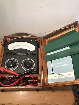 Vintage Avo Model 8 Universal Avometer MK III In Wooden Box • £35