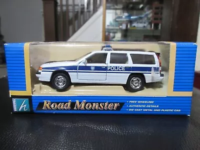 1:43 Hongwell 2001 Volvo V70 Caravan Station Wagon German Germany Police • $24.99