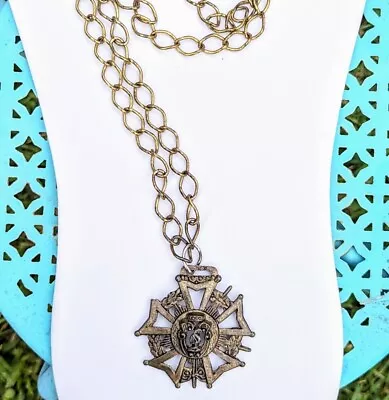 Vintage KNIGHT Medallion COAT OF ARMS Big 2.5  Pendant 38  Chain Necklace AS IS • $20