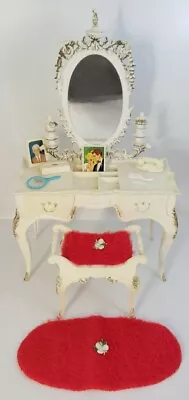 Vintage Barbie SUZY GOOSE VANITY/BENCH/RUG/ACCESSORIES NC & SUPER MINTY • $35