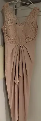 $25 • Buy Forever New Dress Size 14