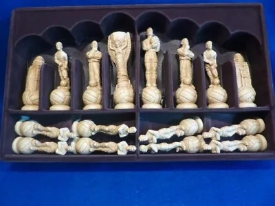 Studio Anne Carlton SAC Chess Set - A188 World Cup Final • £95