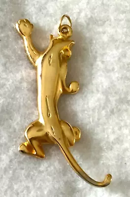 Vintage Cat Pendant (64 - 1298) • $11.95