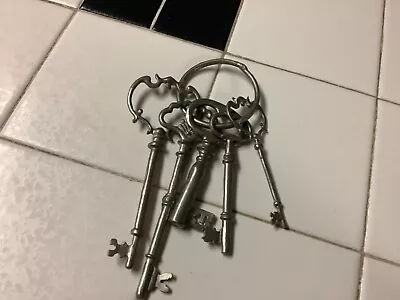 Skeleton Keys W/Ring Replica Dungeon Keys Medieval Pewter • $5.95
