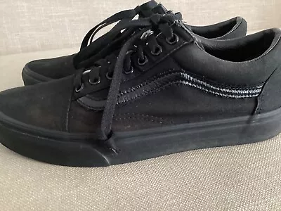 Vans Old Skool Black Skateboard Sneaker Unisex Us Men Size 9 Us Women Size10.5 • $25