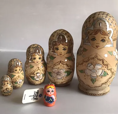 Matryoshka Russian Babushka Light Wood Nesting Dolls & Keyring Collectables • £9.99