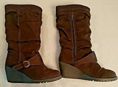 Mudd Women's Brown Boots Suede Zip-Up With A Single Buckle Size 8 • $11.84