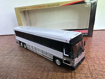 87-0483 HO Scale 1/87 Iconic Replicas MCI D4000 Coach Blank White • $45.77