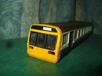 HORNBY CLASS 142 PACER RAILBUS DMU BODY ONLY - WESTERN CHOCOLATE/CREAM - No.1 • £34.95