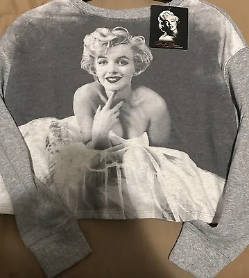 Marilyn Monroe XS - Crop Long Sleeve Sweater(lightweight).    New With Tag • $16