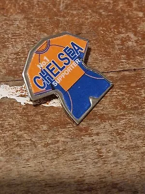 CHELSEA  F C - OLD  90's  INSERT  COLLECTABLE  FOOTBALL  BADGE  Pin   • £6.49