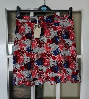 £3 • Buy New!! Lightweight Floral Short Summer Skirt Size S (10)